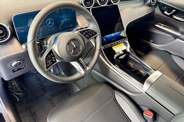 New 2026 Black Mercedes-Benz GLC 300 image 39