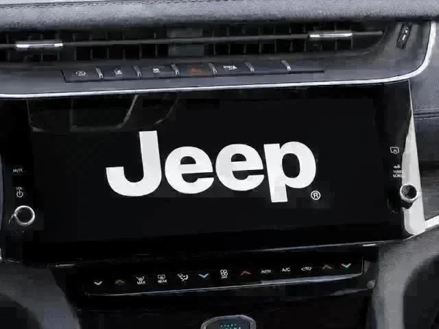 New 2026 Baltic Gray Metallic Clear-Coat Exterior Paint Jeep Limited image 10