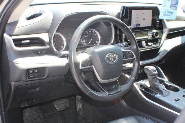 Certified Used 2024 MAGNETIC GRAY MET. Toyota  image 8