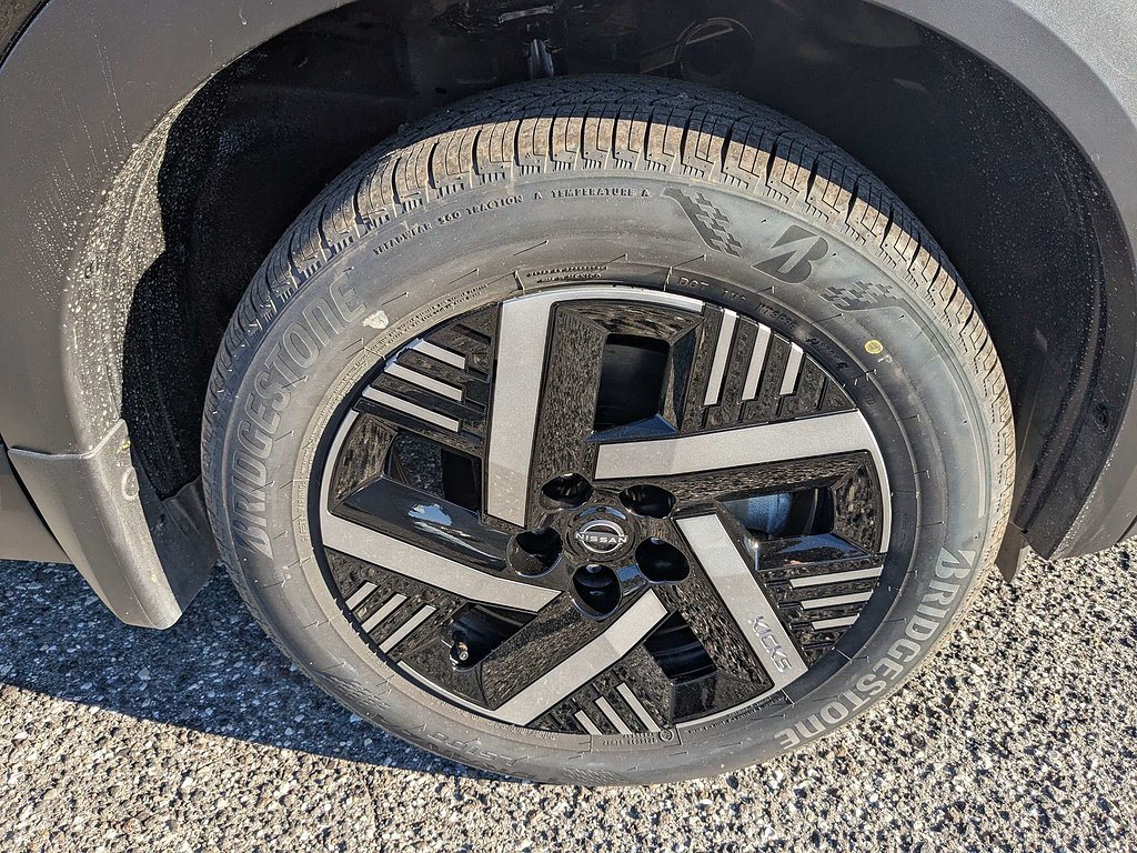 New 2026 Super Black Nissan SV image 11
