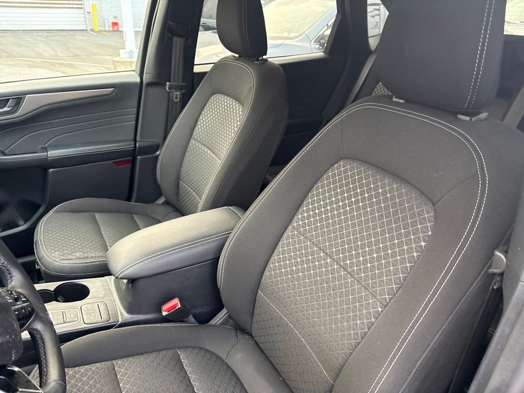 Used 2024 Black Ford Active image 7