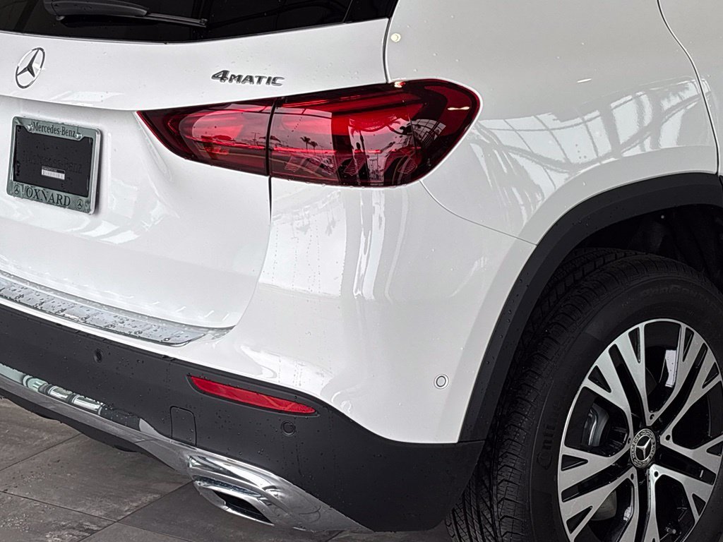 New 2026 Polar White Mercedes-Benz GLA 250 image 4