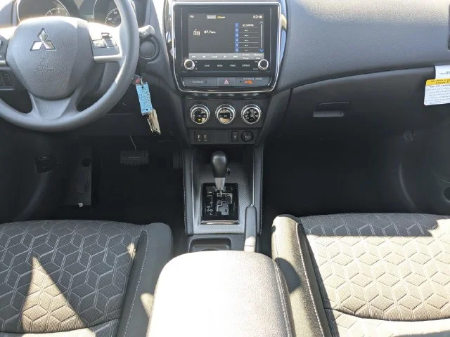 New 2027 Gray Mitsubishi ES image 16