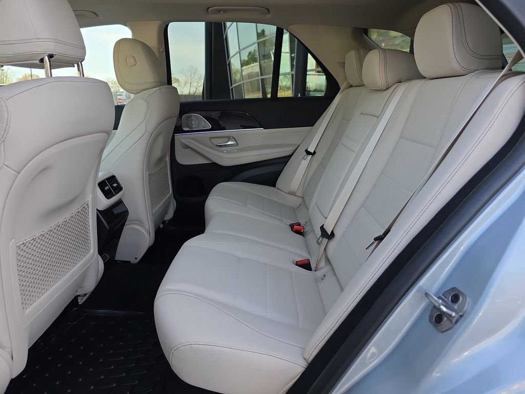 New 2026 Silver Mercedes-Benz GLE 450 image 12