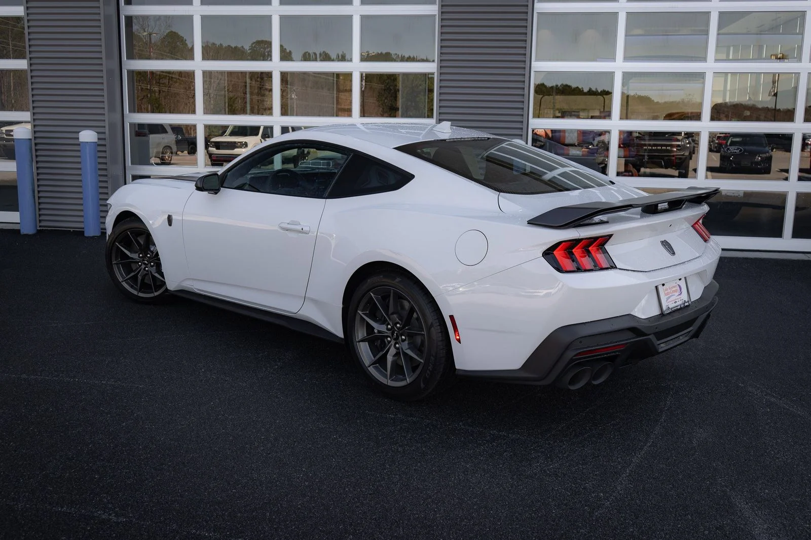 2025 Ford Mustang Dark Horse - Photo 40
