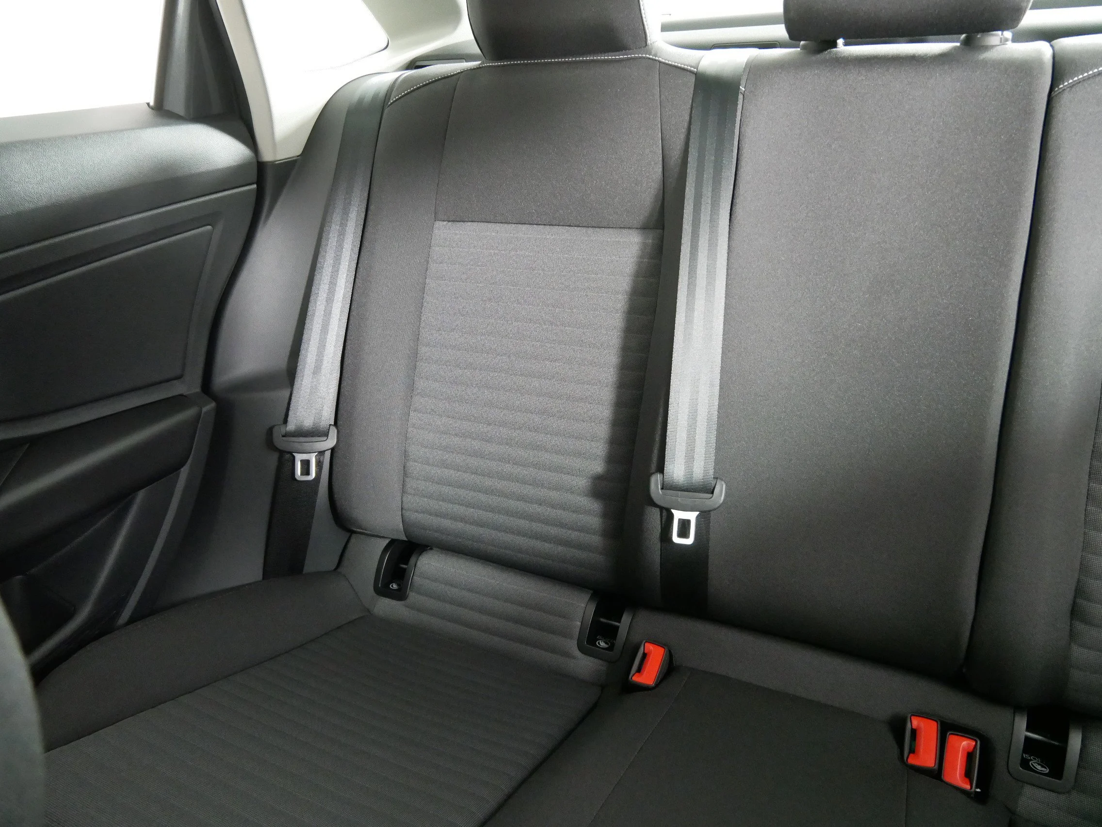 New 2026 Platinum Gray Metallic Volkswagen S image 16