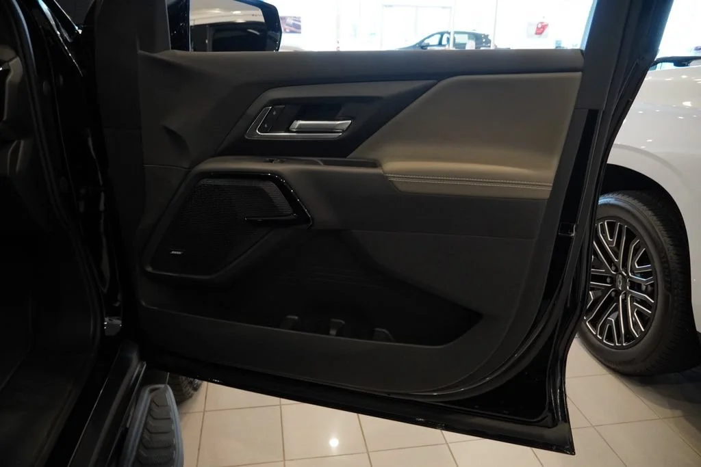 2026 Chevrolet Silverado EV Trail Boss - Photo 26