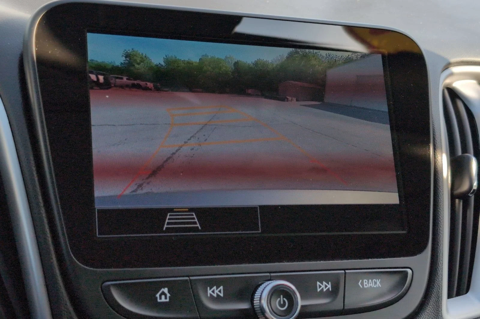 Used 2023 Mineral Gray Metallic Chevrolet LT image 19