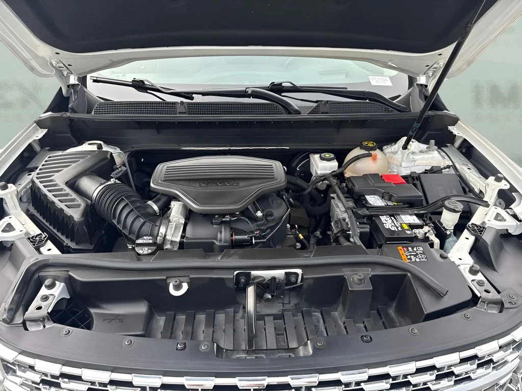 Used 2021 White GMC Denali image 23