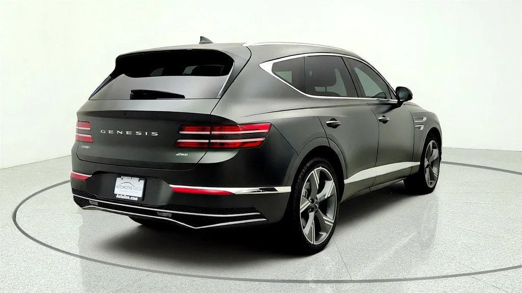 Used 2025 Storr Green Genesis 2.5T Prestige AWD image 5
