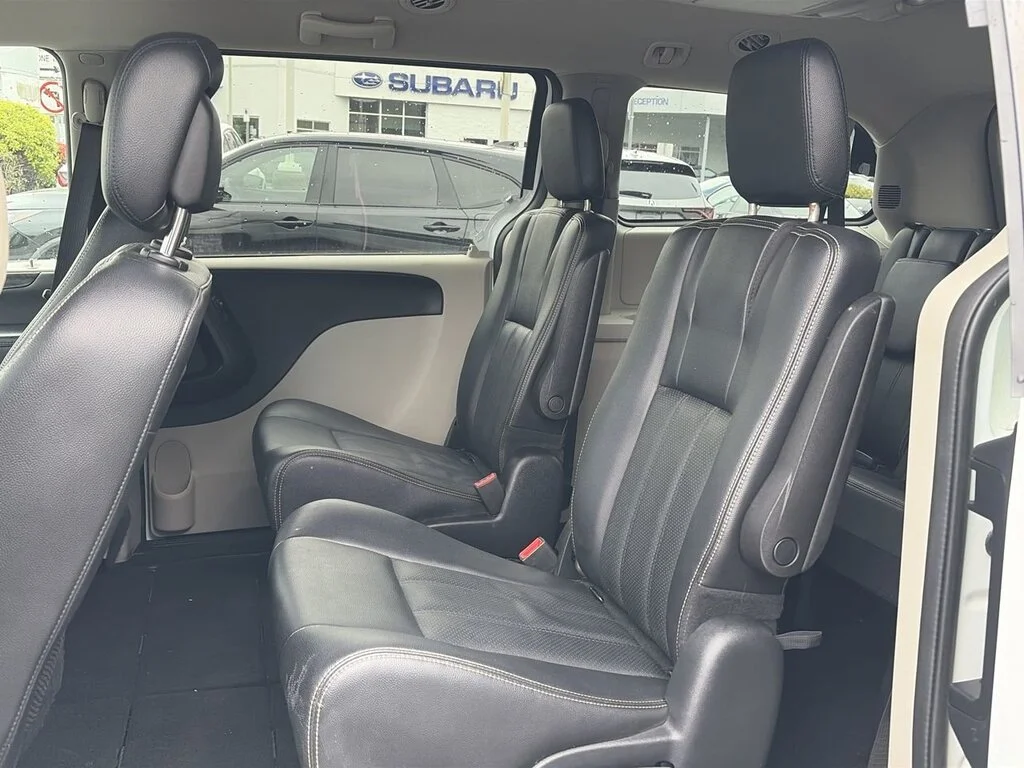 Used 2019 Bright White Dodge Crew Dilawri Certified   No Accidents   Regularly image 29