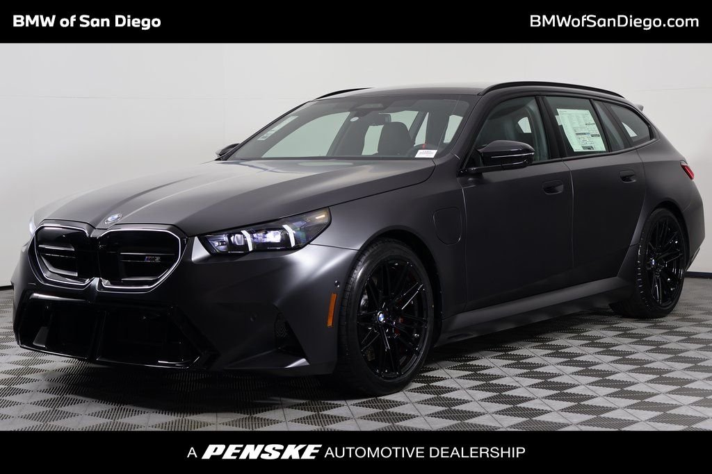 2027 BMW M5 M5 Touring's photo