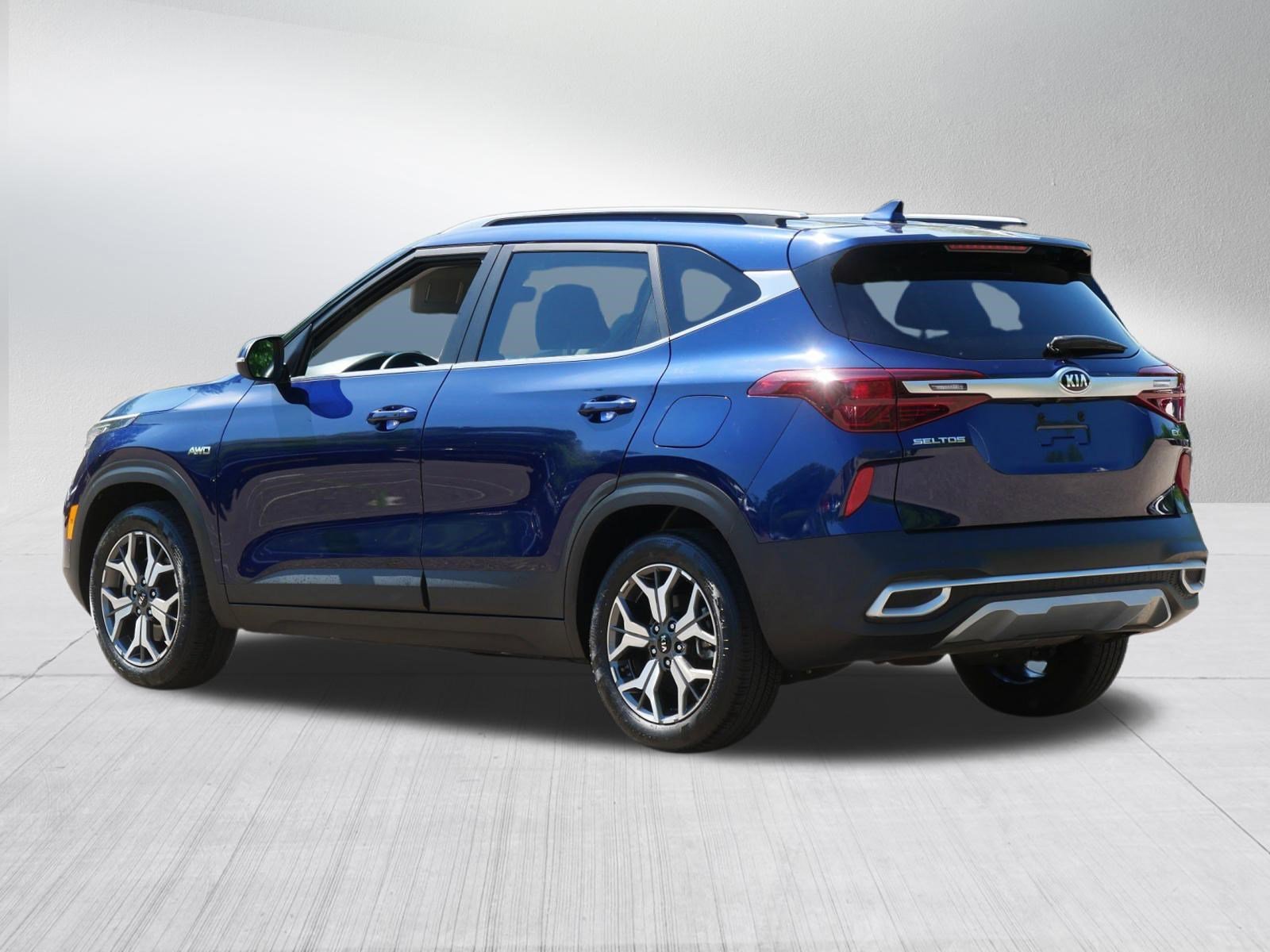 Used 2021 Dark Ocean Blue Kia EX image 5