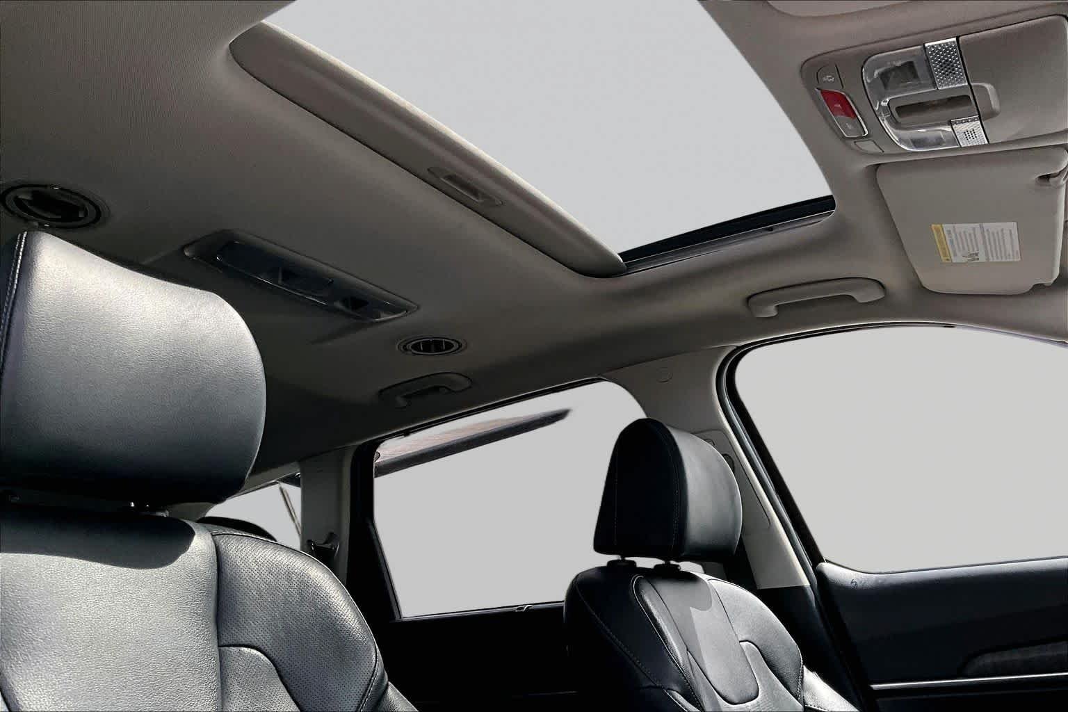 Used 2023 Ebony Black Kia EX image 14