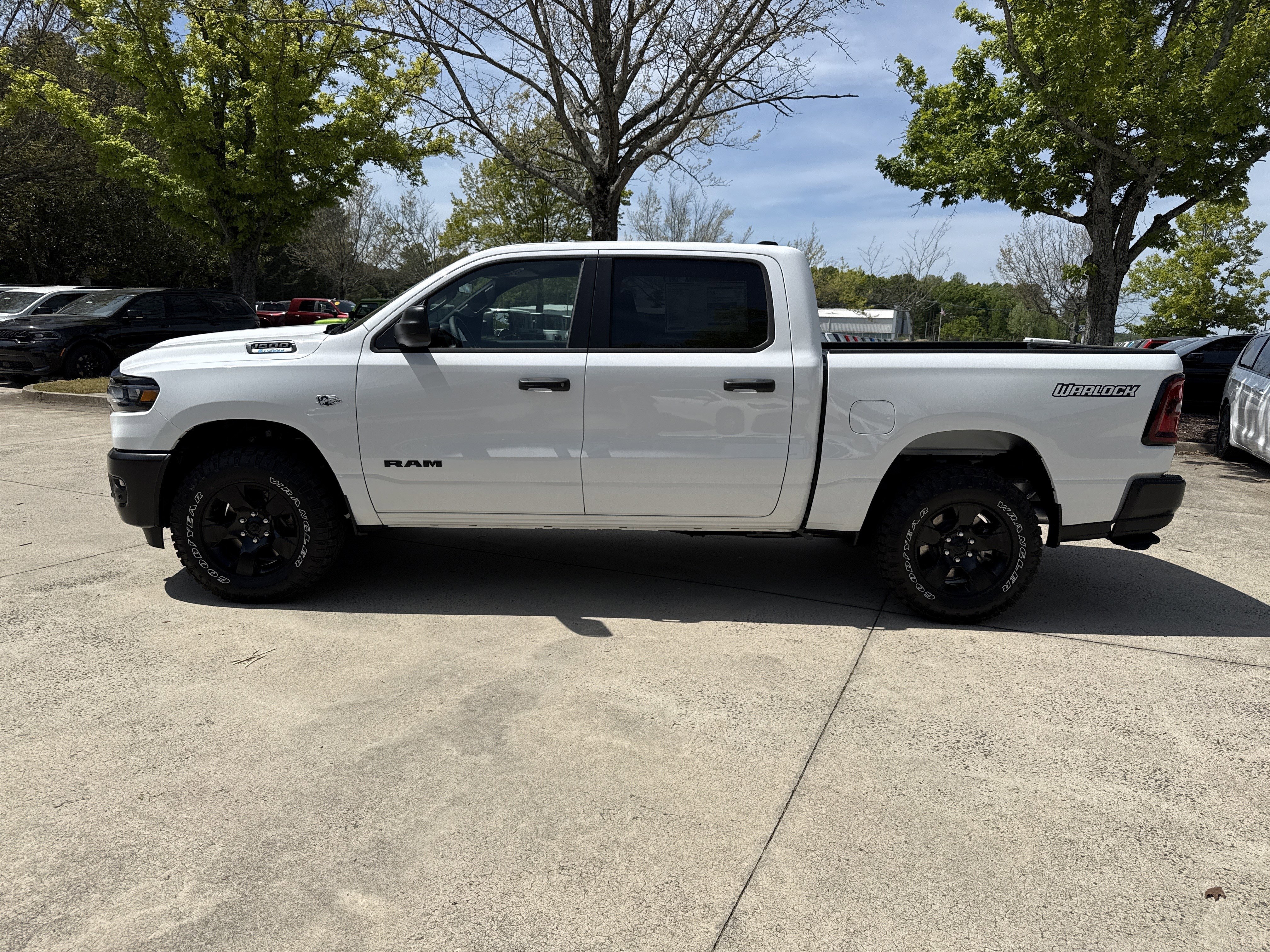 New 2026 Bright White Clear-Coat Exterior Paint RAM Warlock image 4