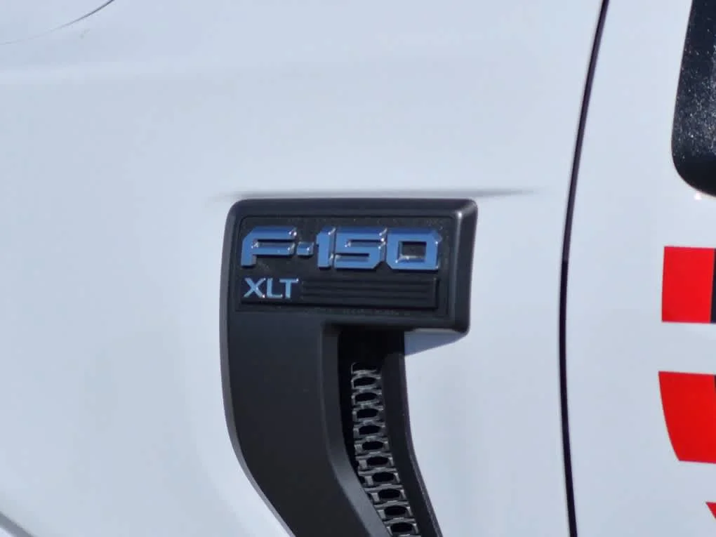 Certified Used 2023 Oxford White Ford XLT image 22