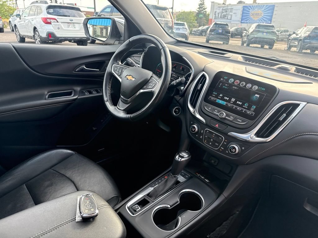 Used 2018 SUMMIT WHITE Chevrolet Premier image 42