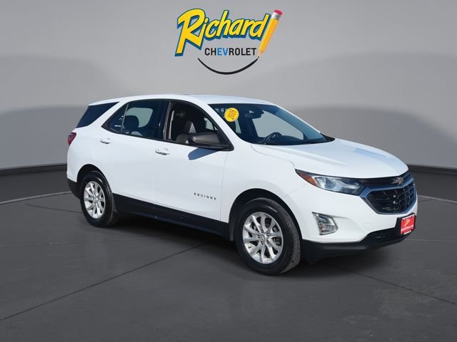 Used 2018 Chevrolet Equinox LS with VIN 2GNAXREVXJ6105878 for sale in Cheshire, CT