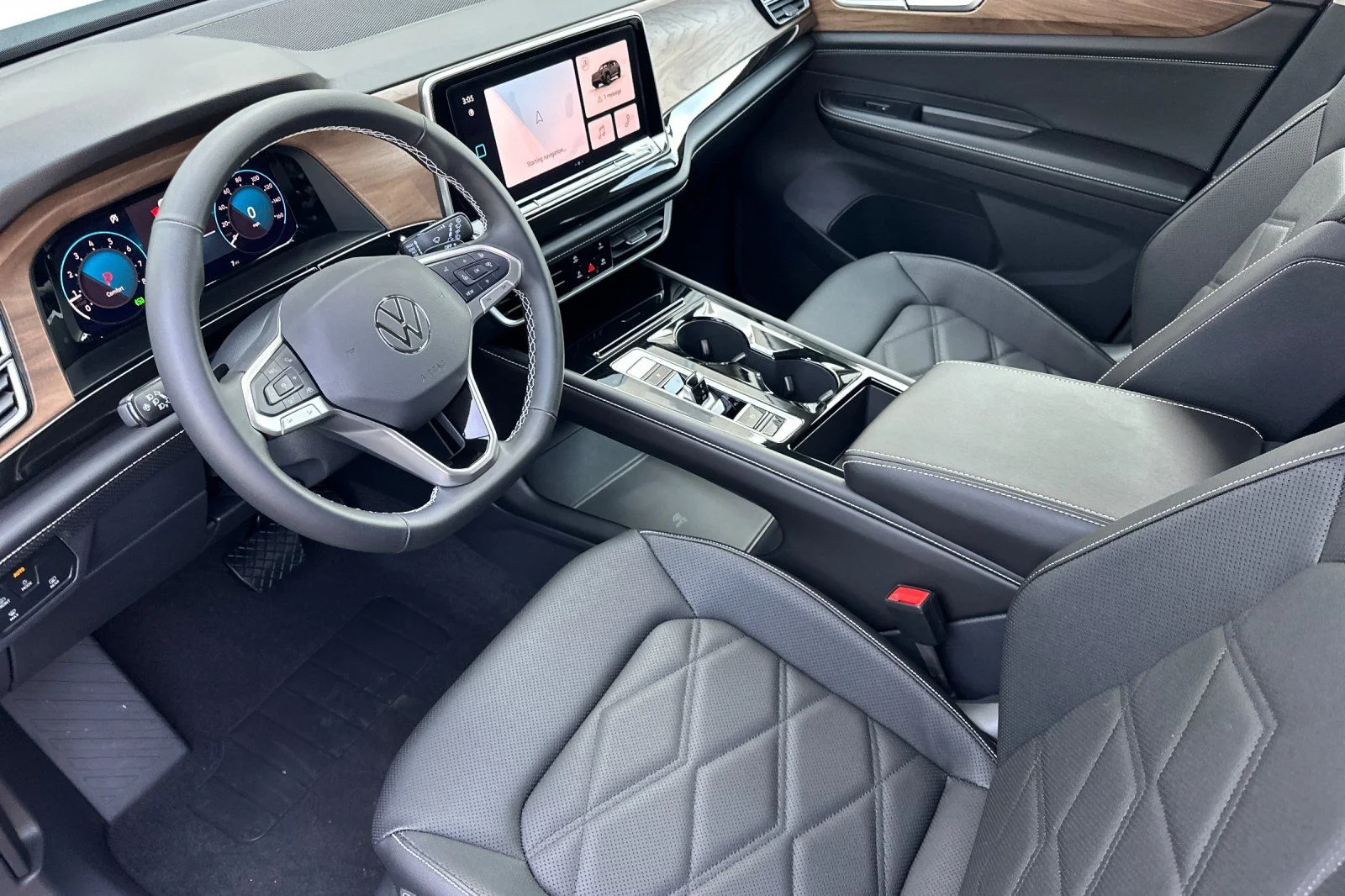 2026 Volkswagen Atlas SE w/Tech - Photo 8