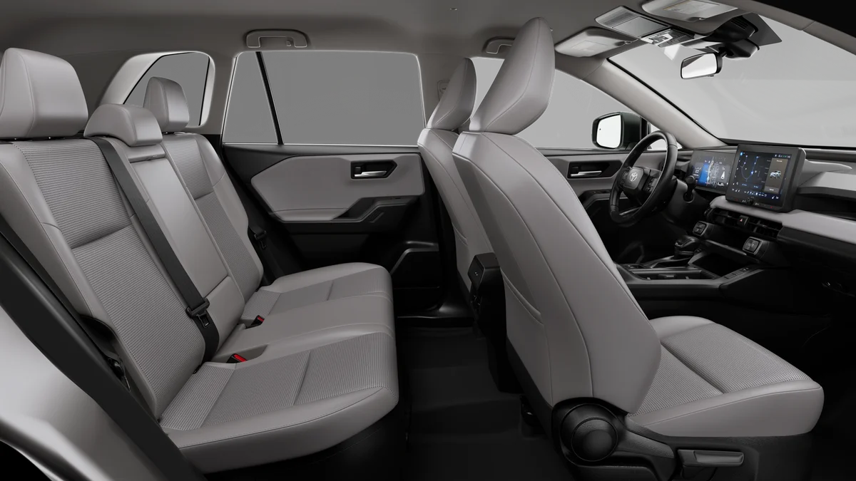 New 2026 Ice Cap Toyota XLE Premium image 21