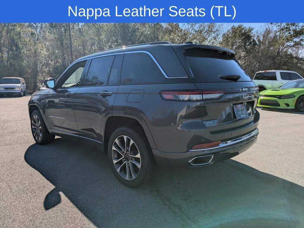 Used 2022 Gray Jeep Overland 4xe image 6