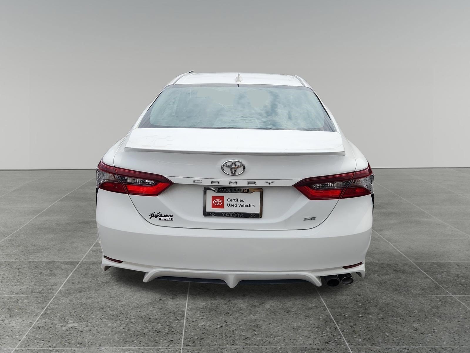 Certified Used 2024 Ice Cap Toyota SE image 6