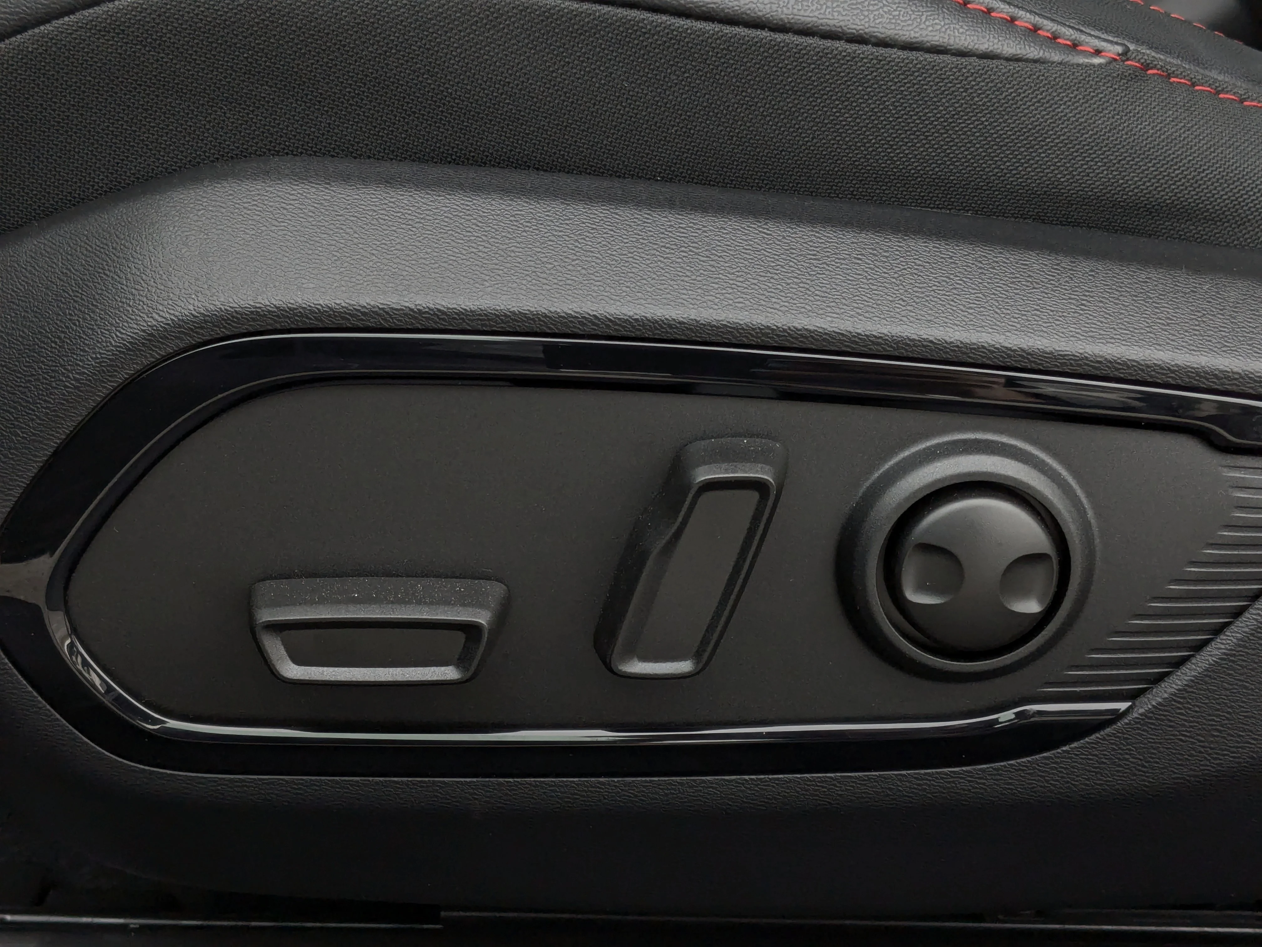New 2026 Black Dodge Scat Pack Plus - 18 SPEAKER PREMIUM AUDIO - BLACKTOP PACKAGE - HURRICANE HO & TONS MORE! image 15