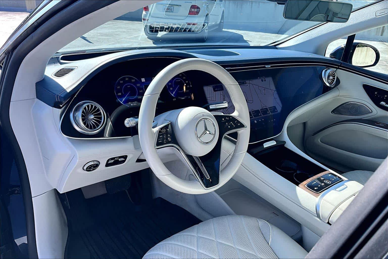 Used 2022 Nautical Blue Metallic Mercedes-Benz EQS 580 image 17