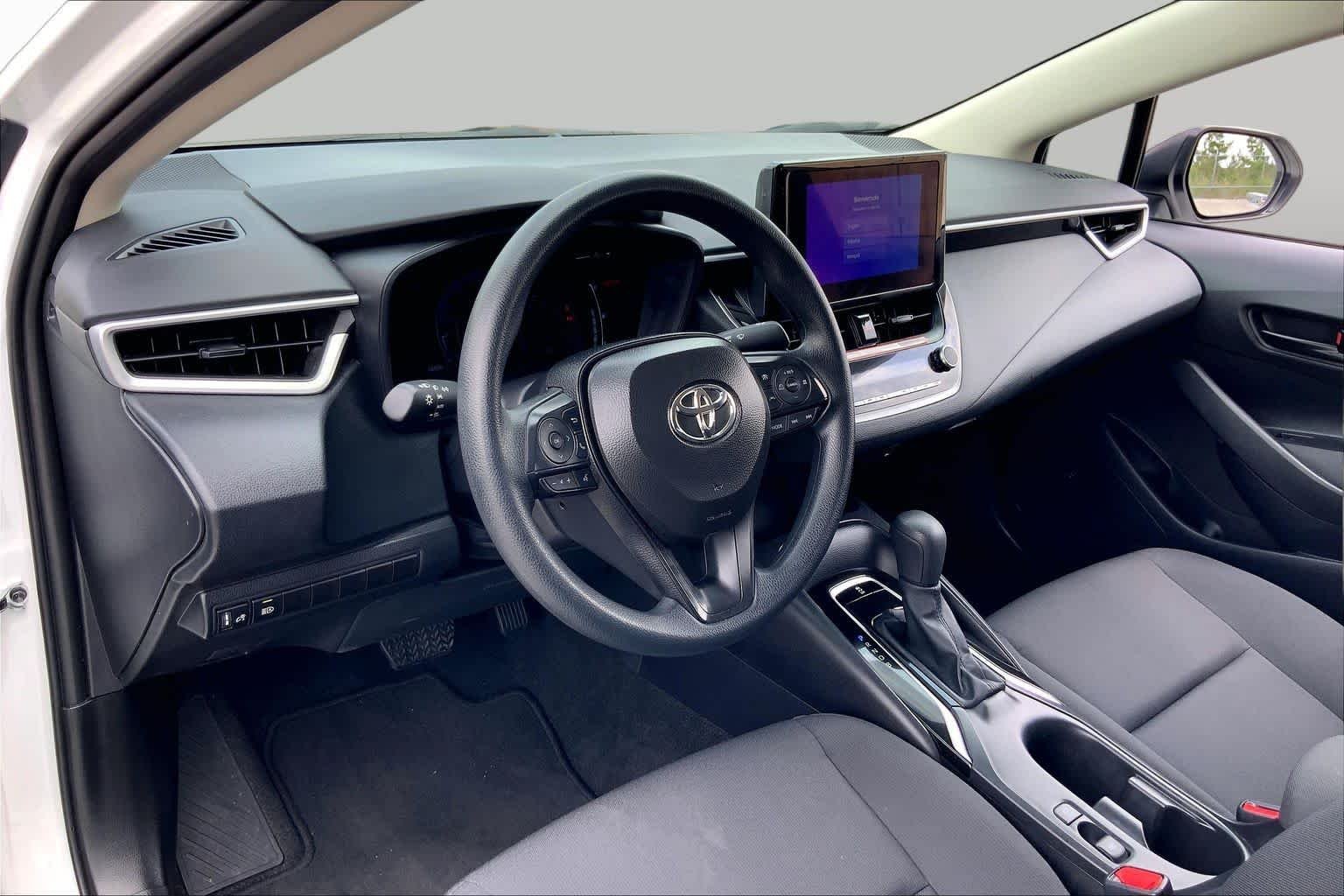 Used 2026 Ice Cap Toyota LE image 17