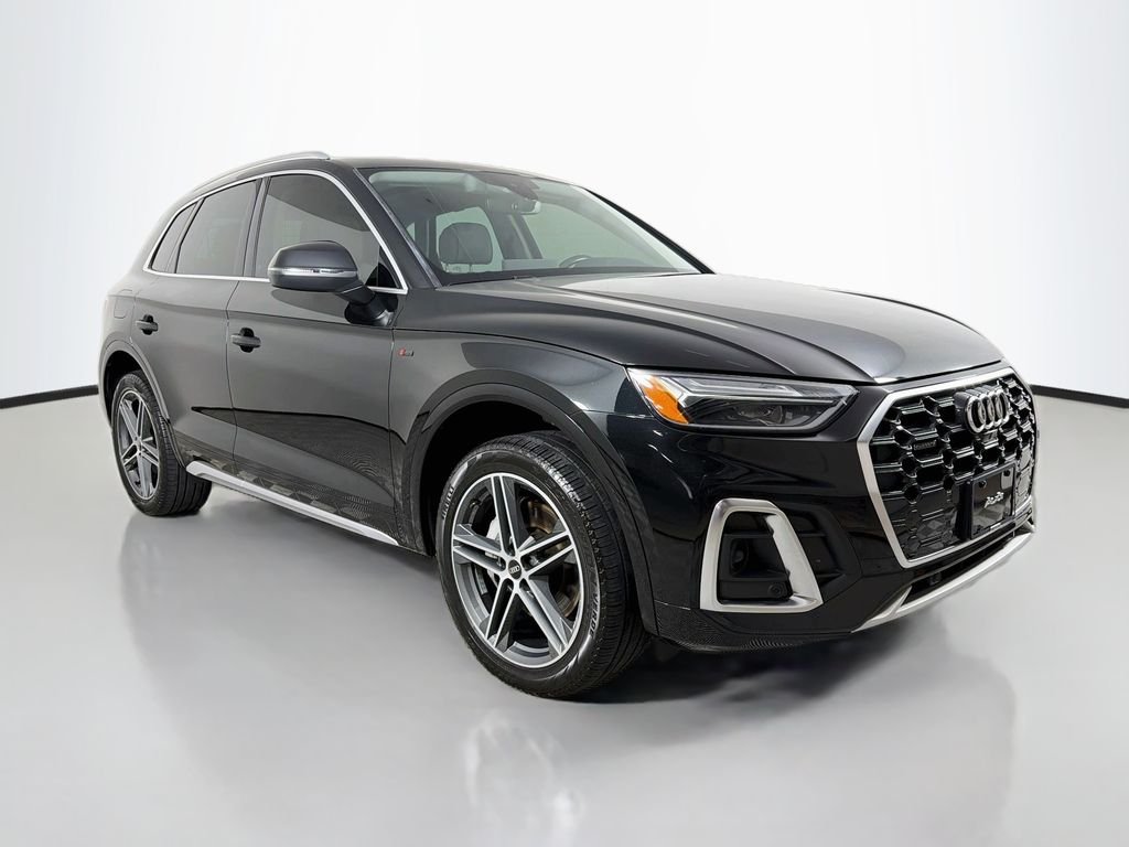 Used 2023 Black Audi 55 Premium image 3
