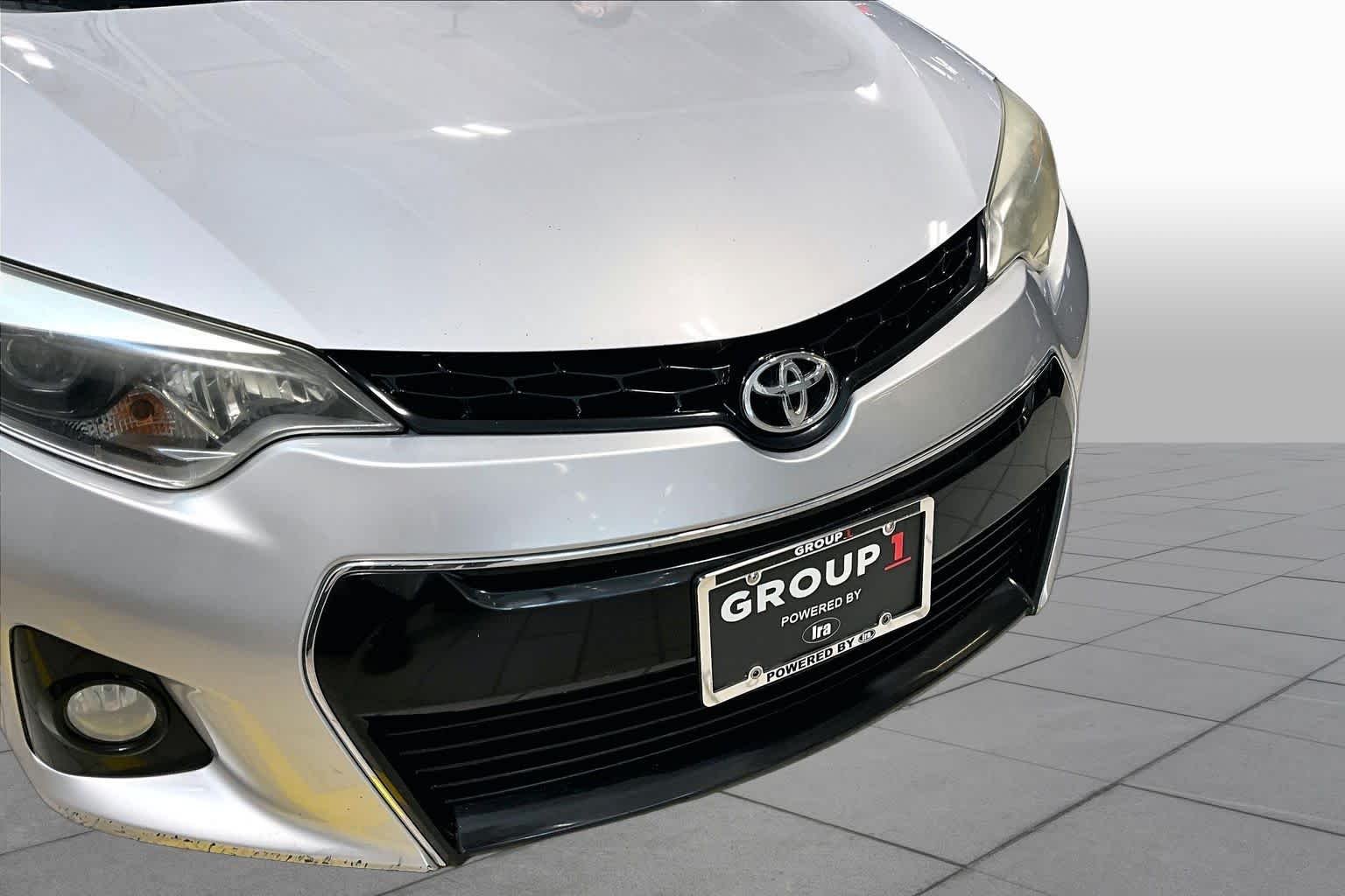 Used 2015 Classic Silver Metallic Toyota S Plus image 30