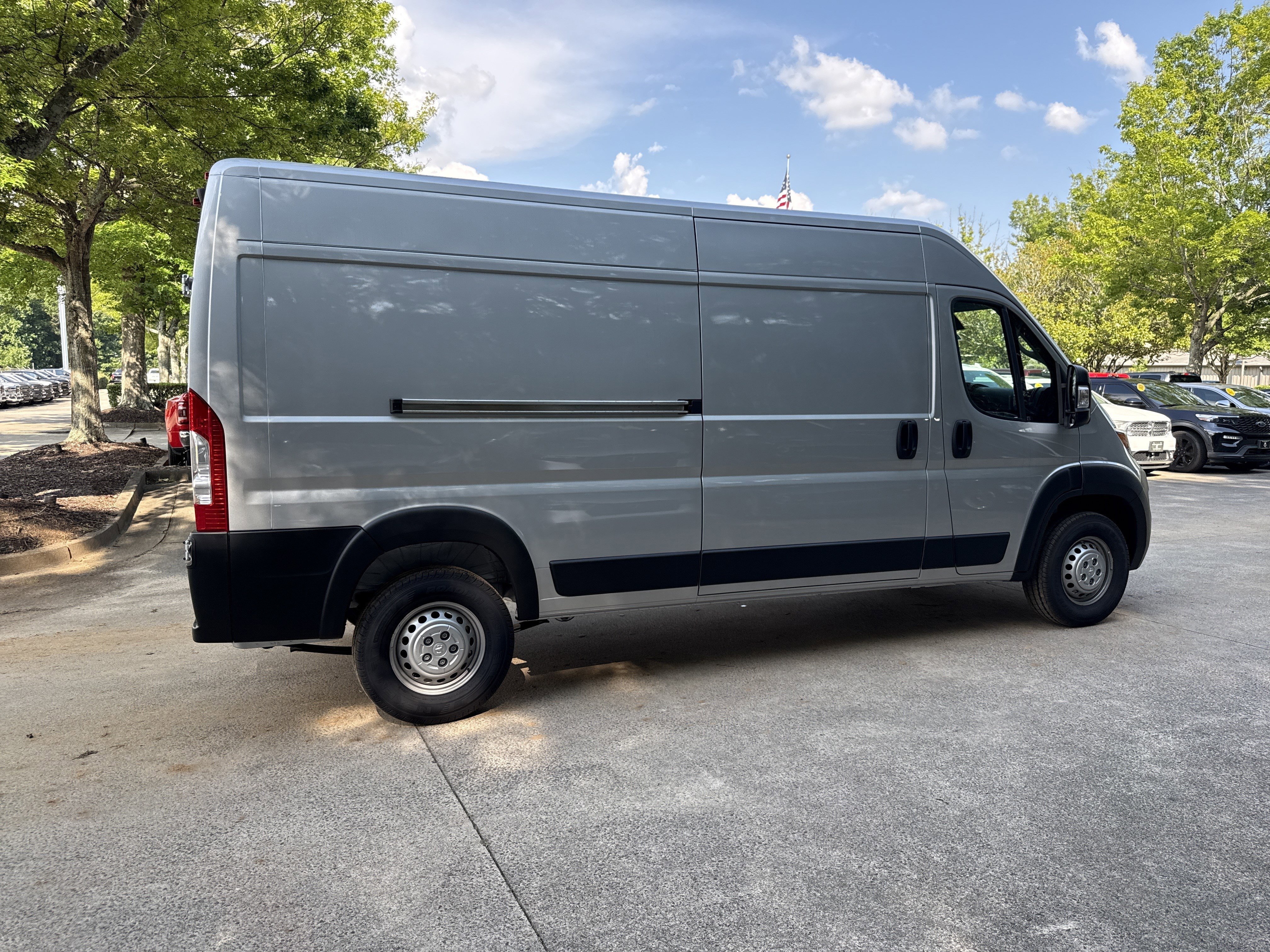 New 2026 Bright Silver Metallic Clear-Coat Exterior Paint RAM Tradesman image 8