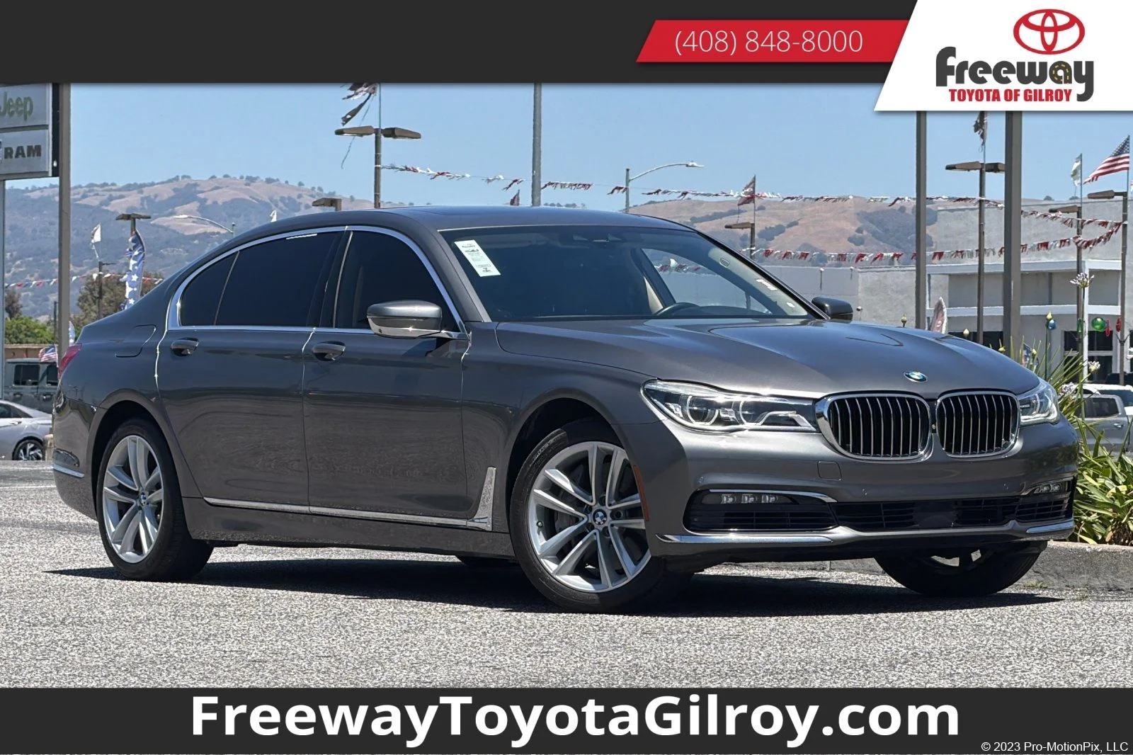 2016 BMW 7 Series 750i xDrive's photo