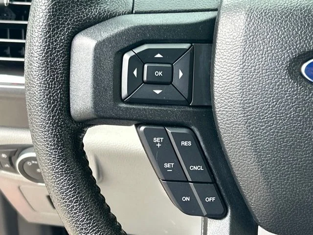 Used 2016 Red Ford XLT image 48