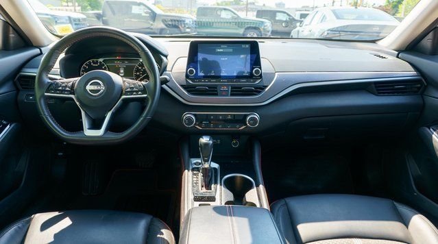 Used 2023 Gray Nissan 2.5 SR image 14