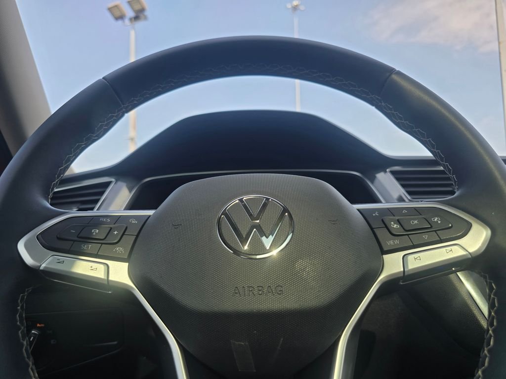 Used 2023 Red Volkswagen 2.0T SE image 24