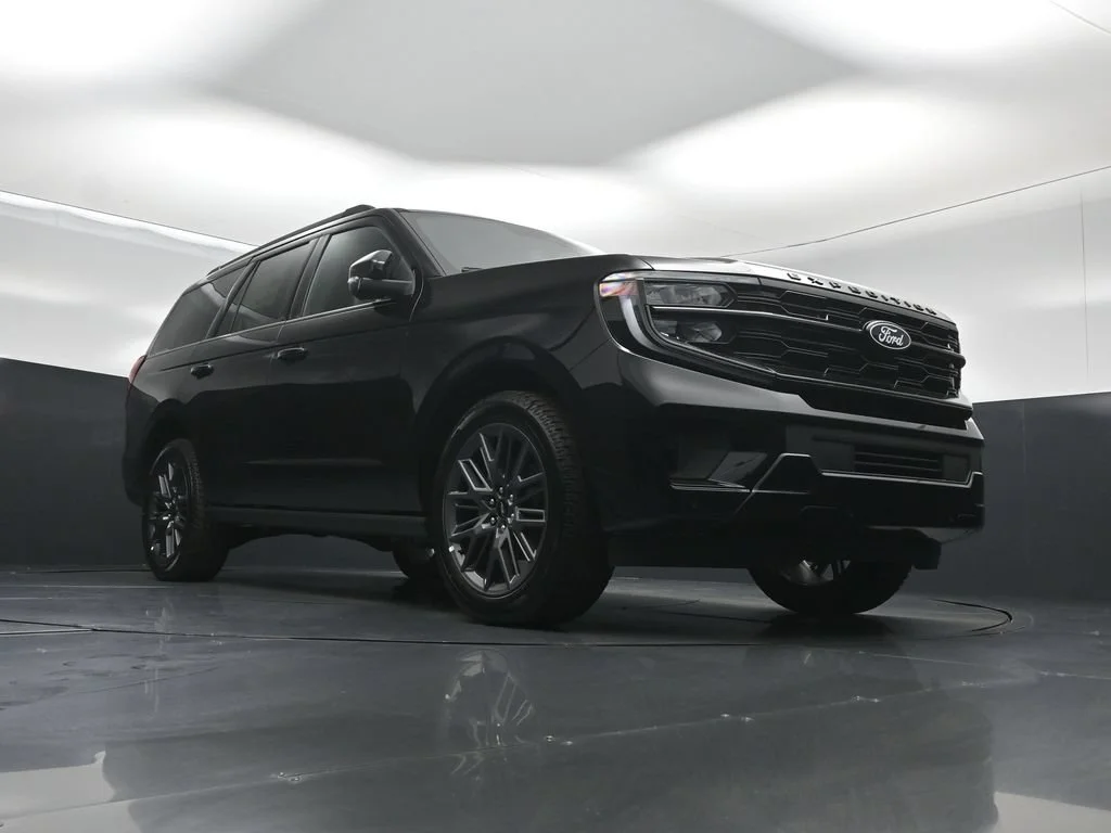 New 2027 Agate Black Metallic Ford Platinum image 45