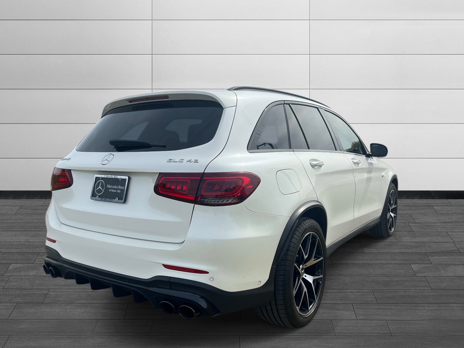 Certified Used 2022 MANUFAKTUR Diamond White Metallic Mercedes-Benz GLC 43 AMG® image 3