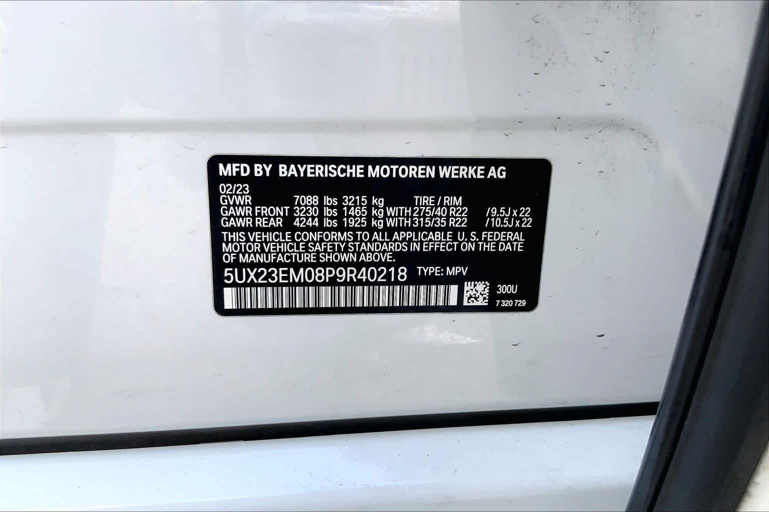 Used 2023 Alpine White BMW xDrive40i image 36