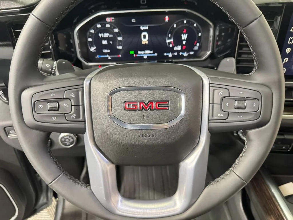 New 2026 Sterling Metallic GMC Elevation image 15