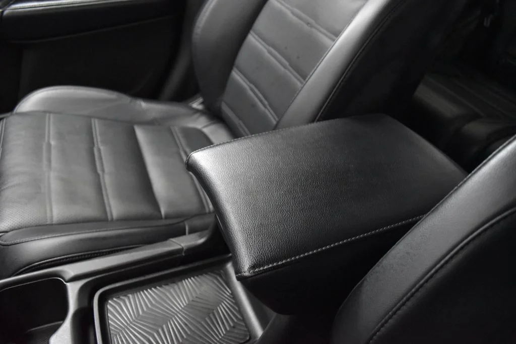 Certified Used 2018 White Honda Touring image 18
