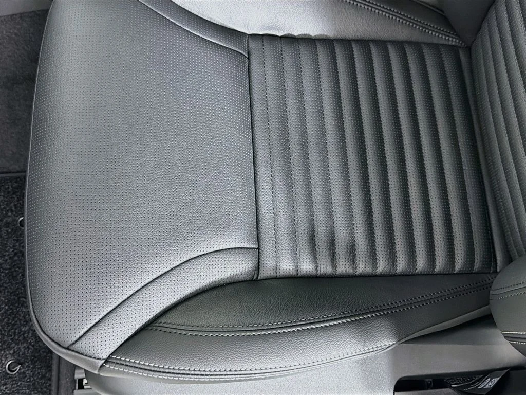 New 2026 Fuji White Land Rover S image 20