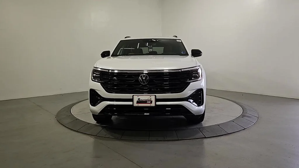 New 2026 White/off-white Volkswagen 2.0T SEL R-Line Black image 8