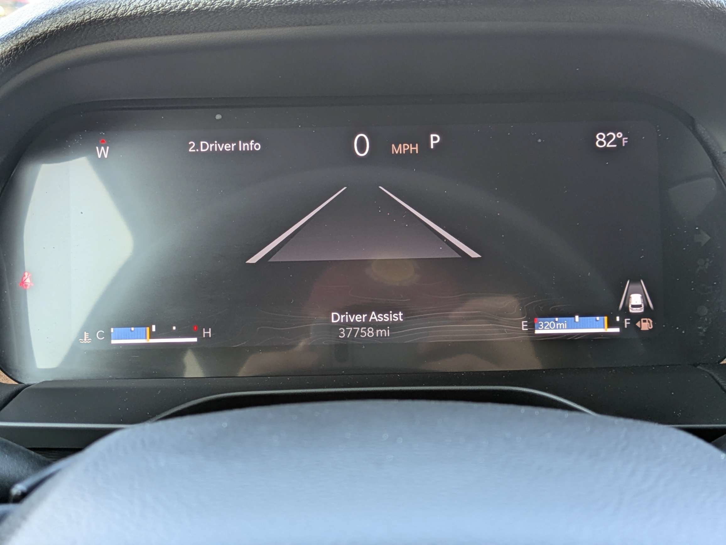 Used 2025 Silver Zynith Jeep Altitude image 33