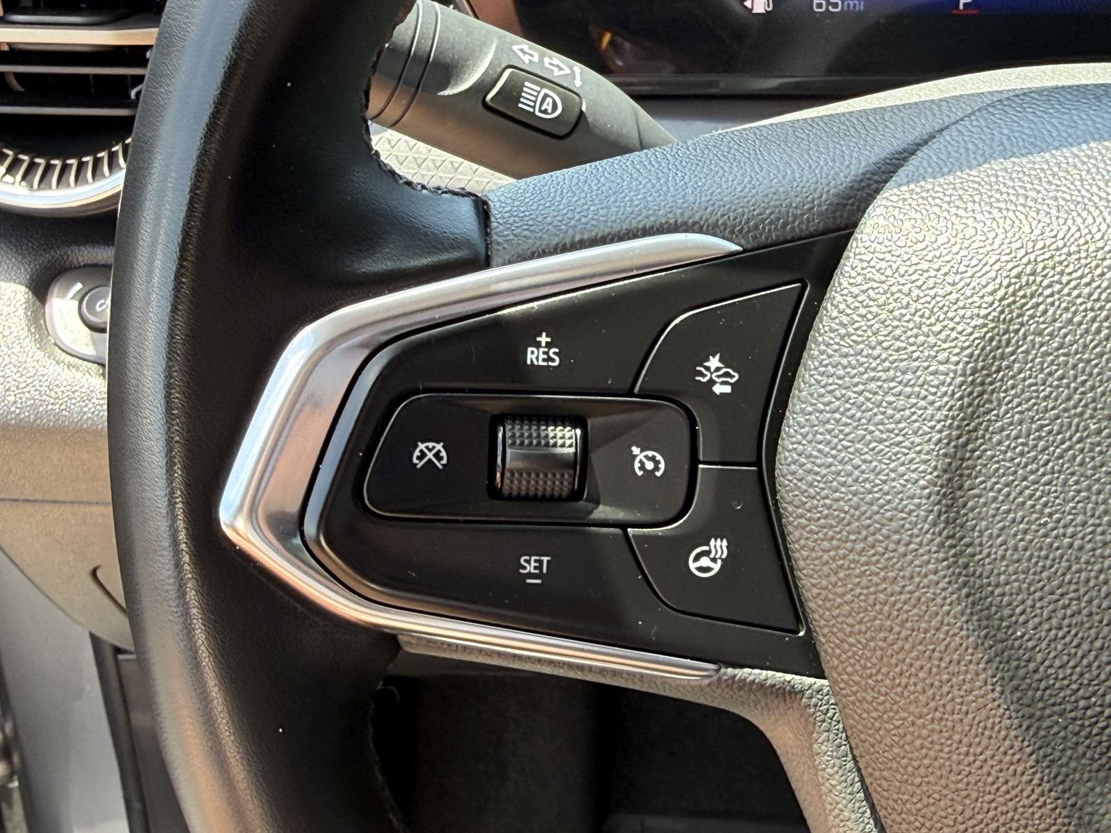 Used 2025 Sterling Gray Metallic Chevrolet ACTIV image 30
