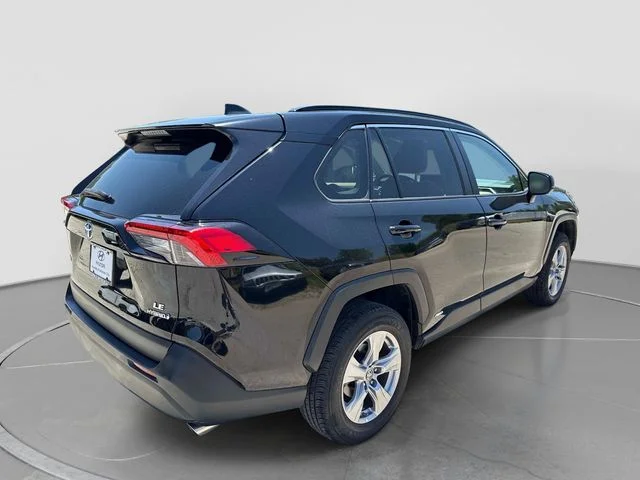 Used 2022 Black Toyota LE image 4