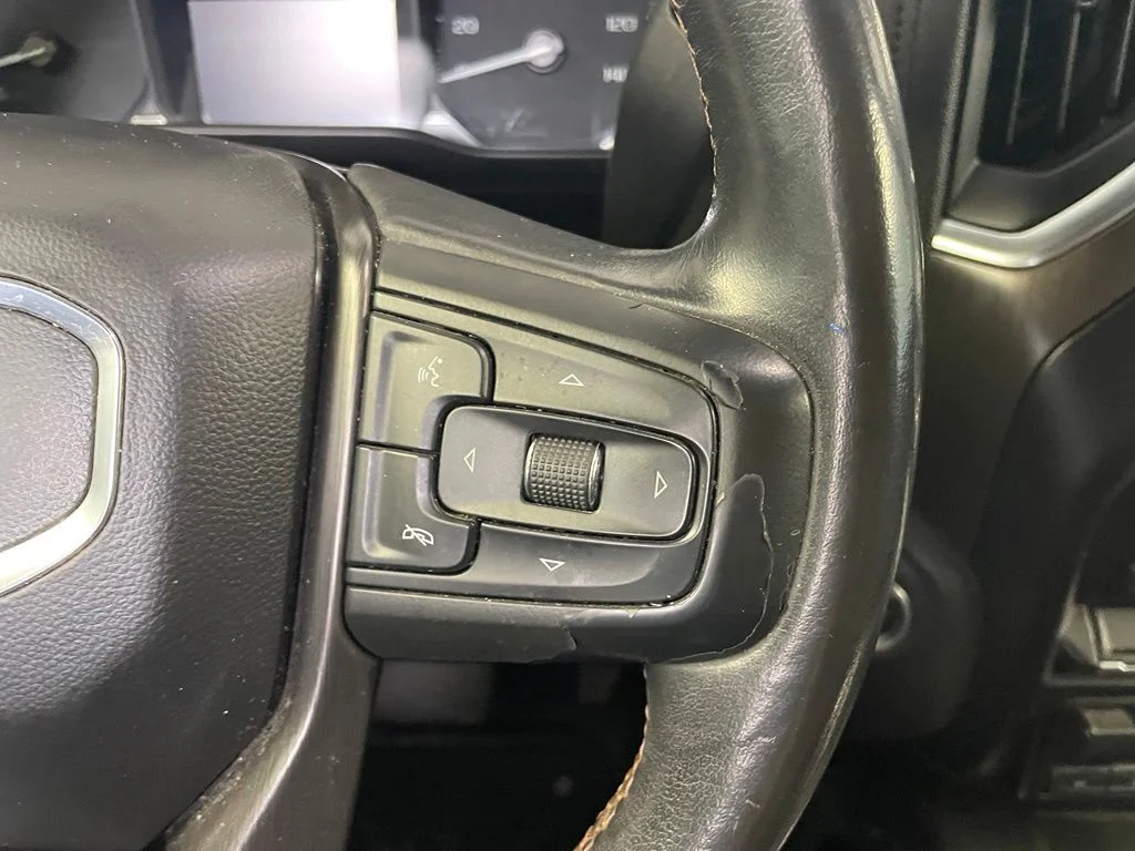 Used 2021 Black GMC AT4 image 14