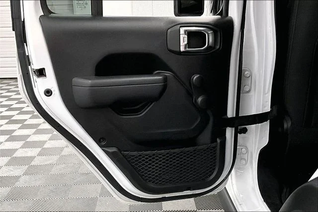 Used 2022 Bright White Clearcoat Jeep Unlimited Willys image 22