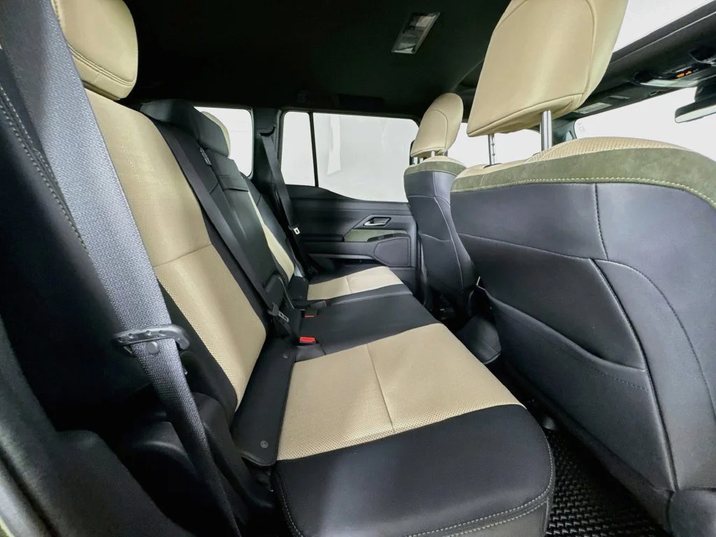 Used 2025 Green Pearl Lexus 550 Overtrail image 37