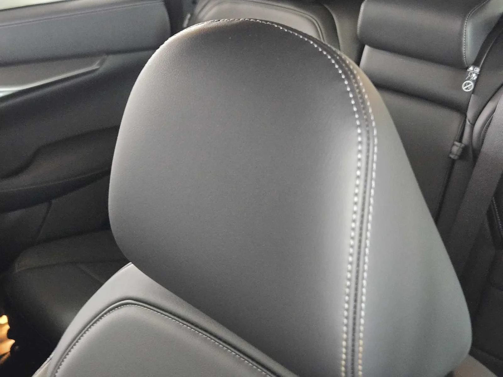 Certified Used 2023 Graphite Shadow INFINITI LUXE image 14